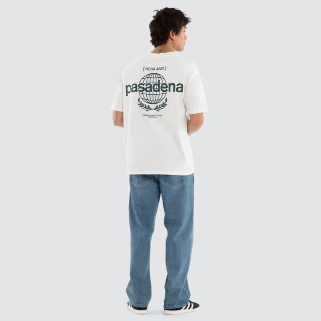 Model wears Dreams Box Fit Tee White  T-Shirts in White - Image 4