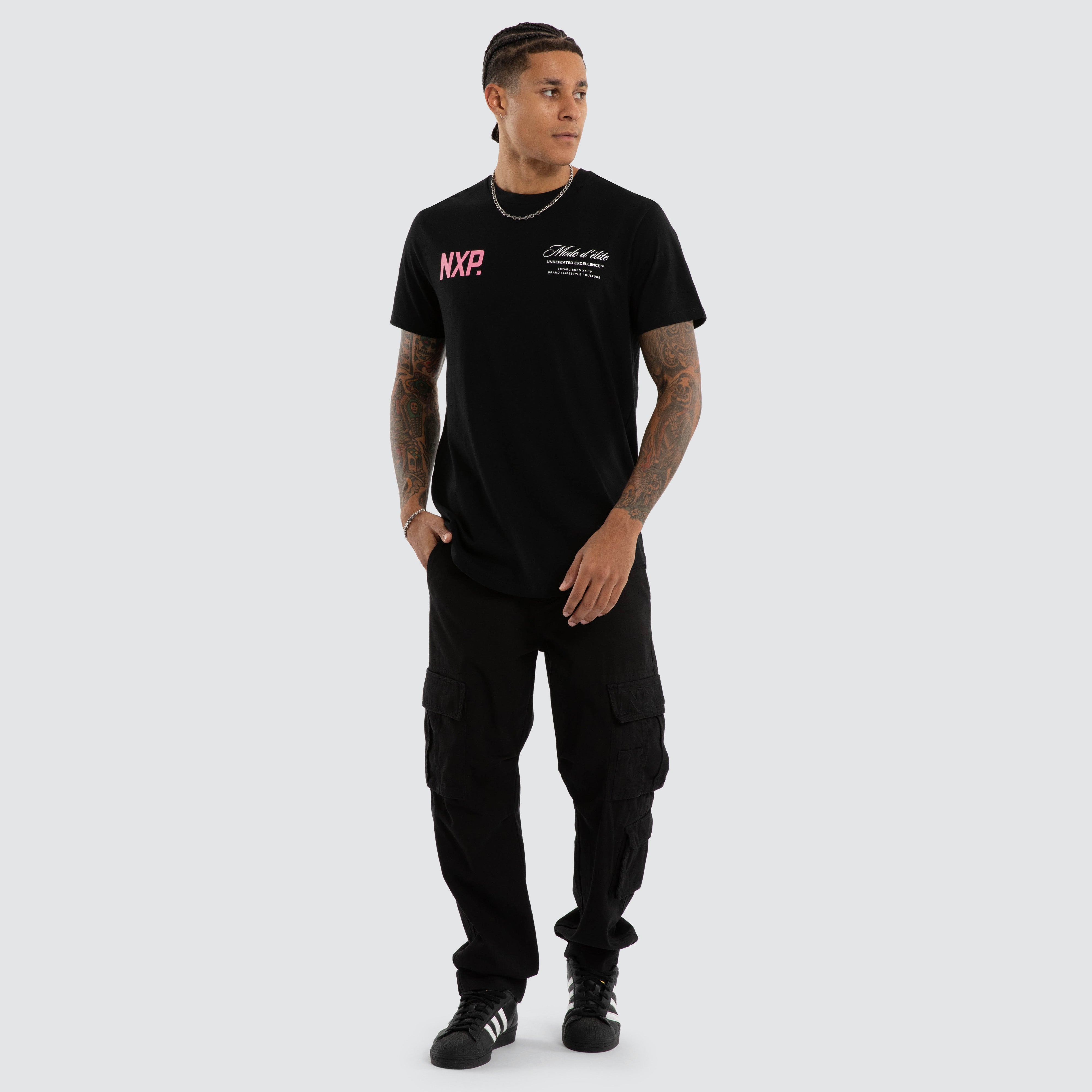 Riot Curved Hem Tee Black | NXP