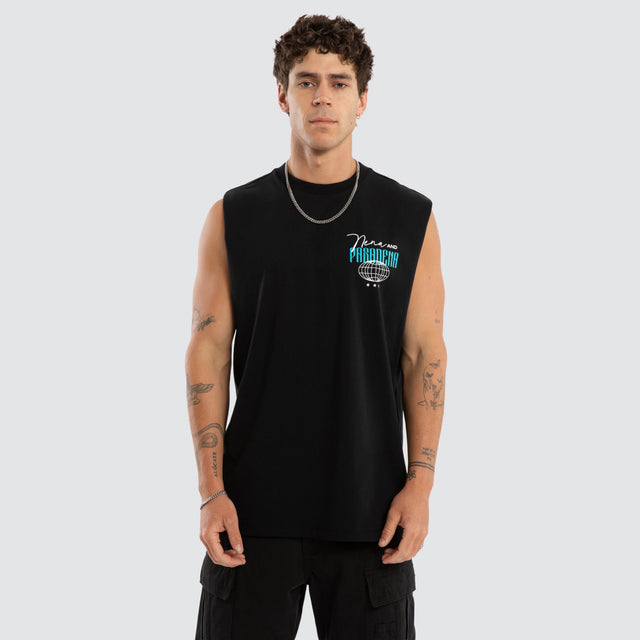 Model wears Drifting Relaxed Muscle Jet Black Muscle Tees Black – image 2