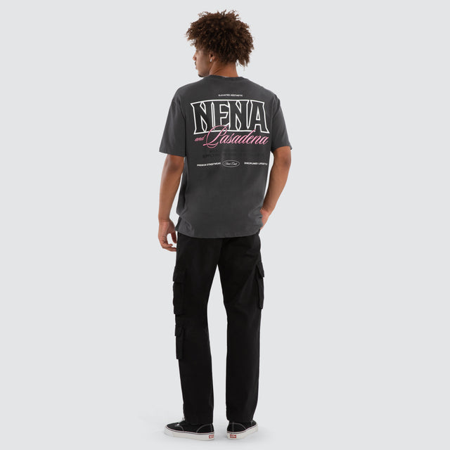 Model wears Maurosa Box Fit Tee Asphalt T-Shirts Grey – image 4
