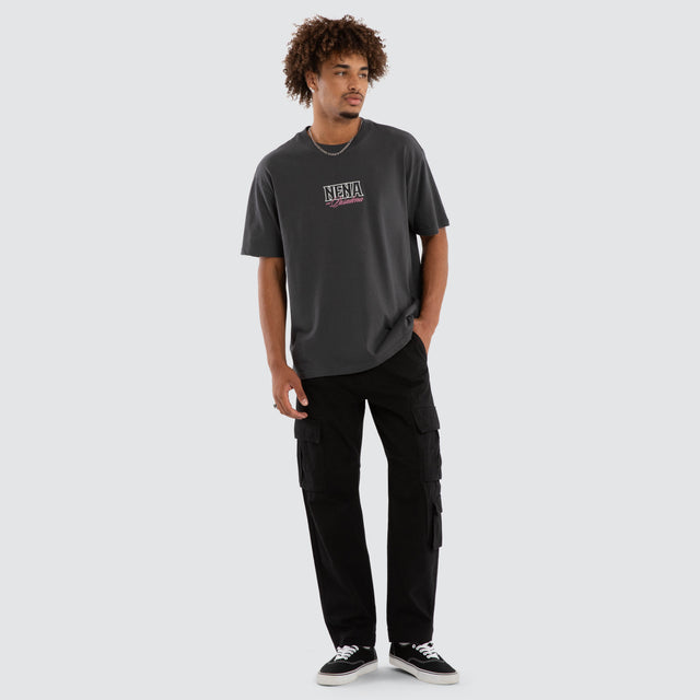 Model wears Maurosa Box Fit Tee Asphalt T-Shirts Grey – image 5