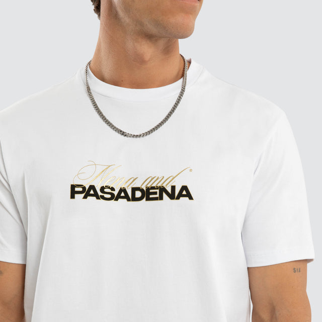Model wears Zenovar Dual Curved Tee Optical White T-Shirts White – image 3