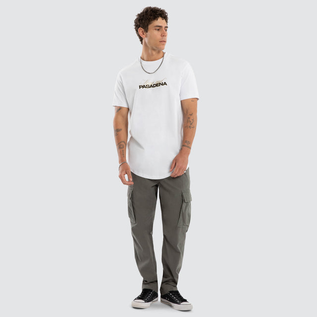 Model wears Zenovar Dual Curved Tee Optical White T-Shirts White – image 5
