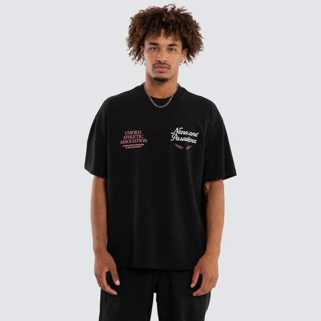 Model wears Nyssa Raptor Tee Anthracite Black T-Shirts Black – image 2