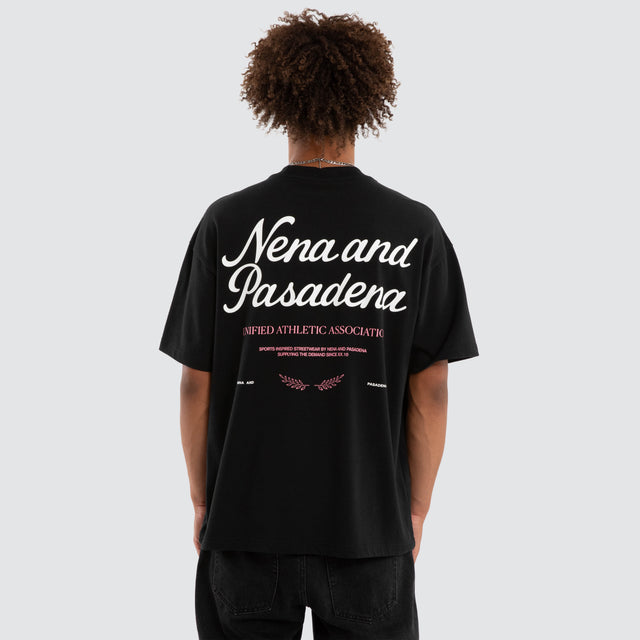 Model wears Nyssa Raptor Tee Anthracite Black T-Shirts Black – image 1