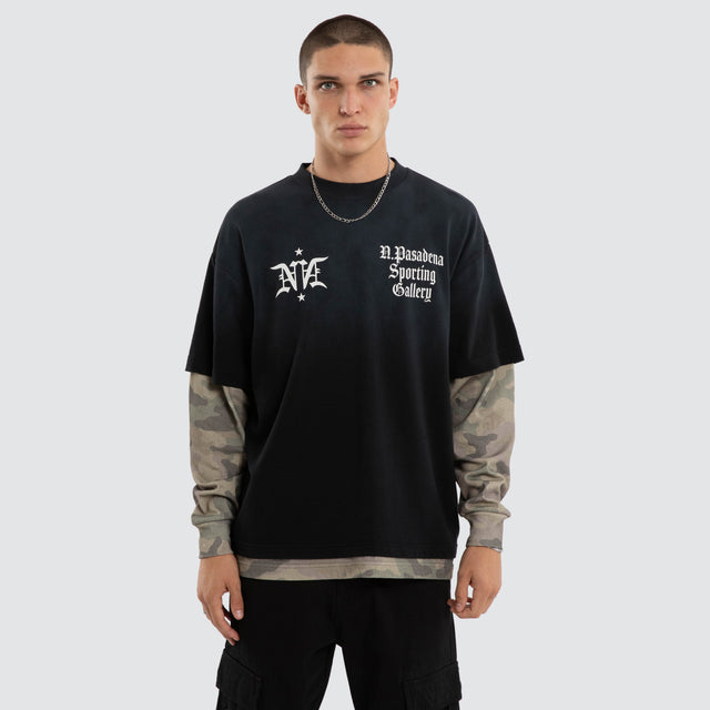 Model wears Mirror Layered Longsleeve Tee Sunbleached Black Longsleeve T-Shirts Grey – image 1