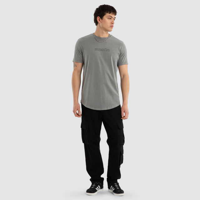 Model wears Vyrnex Dual Curved Tee Pigment Frost Grey T-Shirts Grey – image 5
