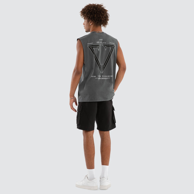 Model wears Fumis Relaxed Muscle Pigment Lava Smoke Muscle Tees Grey – image 4