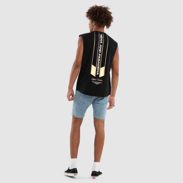 Model wears Kavros Dual Curve Muscle Jet Black Muscle Tees Black – image 4