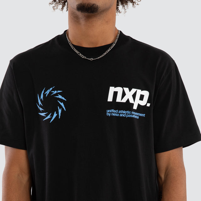 Model wears Quorix Classic Tee Jet Black T-Shirts Black – image 3