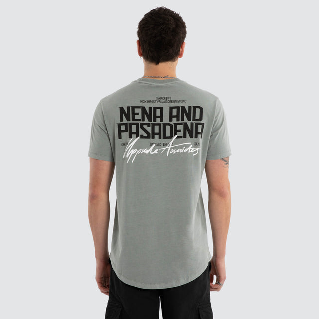 Model wears Centurion Dual Curved Tee Pigment Neutral Grey T-Shirts Grey – image 1