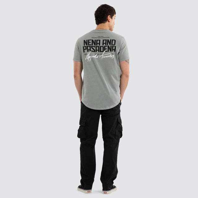 Model wears Centurion Dual Curved Tee Pigment Neutral Grey T-Shirts Grey – image 4