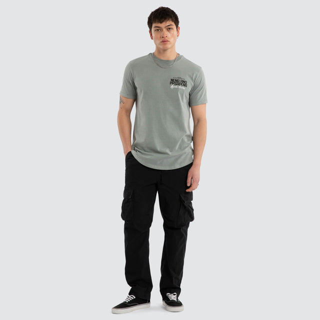 Model wears Centurion Dual Curved Tee Pigment Neutral Grey T-Shirts Grey – image 5