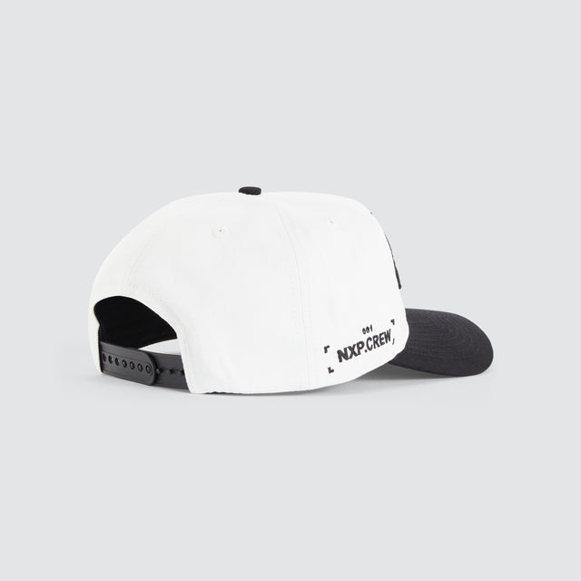 Overtaking Golfer Cap Natural/Black