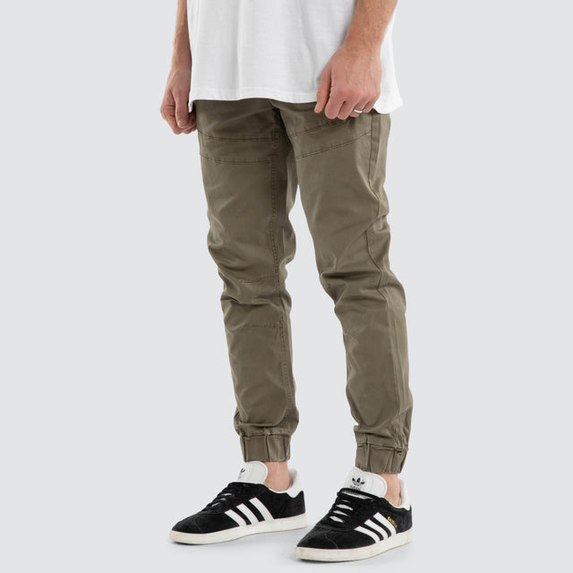 Charger Jogger Dune