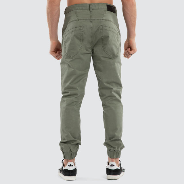 Charger Jogger Oil Green