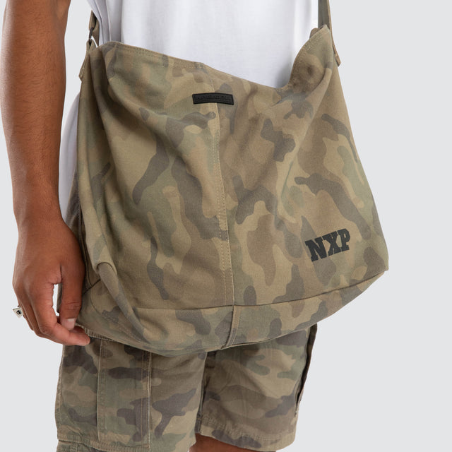 Utility Messenger Bag Airwolf Camo