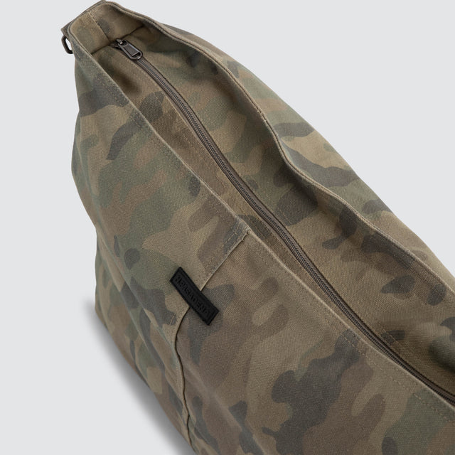 Utility Messenger Bag Airwolf Camo