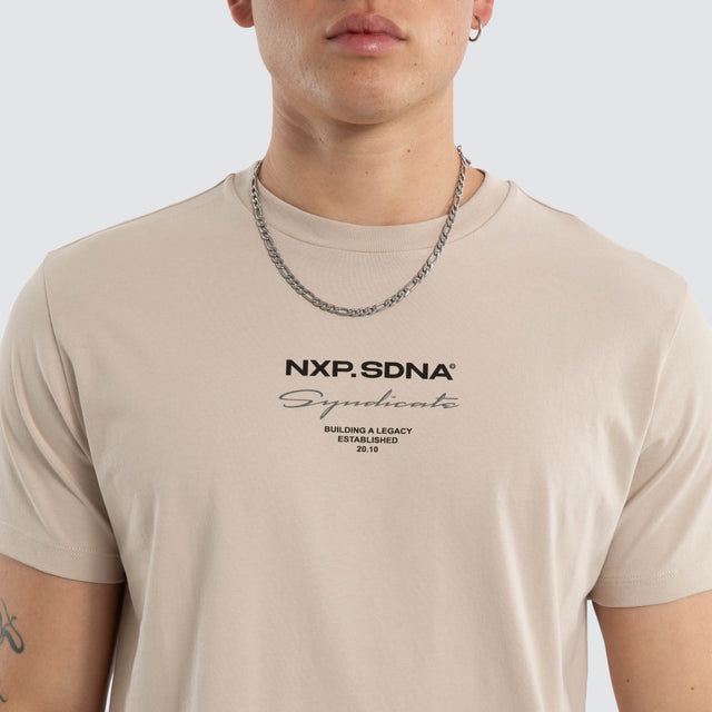 Model wears Origin Dual Curved Tee Dove T-Shirts Grey – image 6