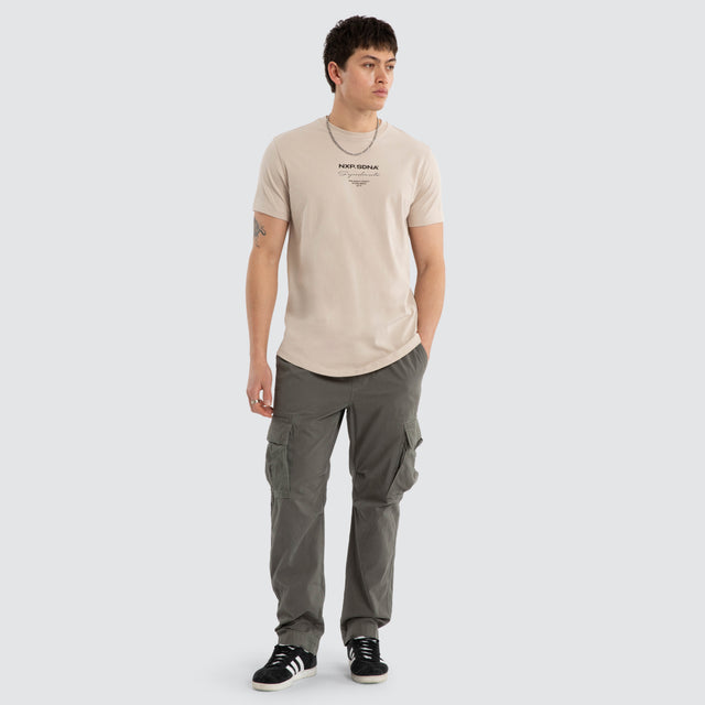 Model wears Origin Dual Curved Tee Dove T-Shirts Grey – image 4