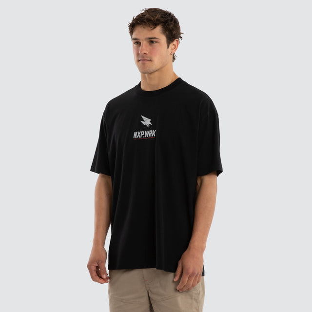Model wears Adelaide Crows Union Tee Jet Black T-Shirts in Black - Image 2