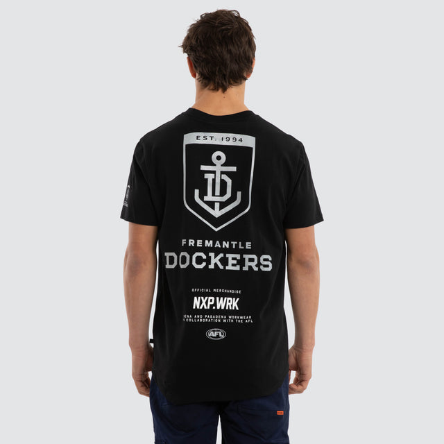 Model wears Fremantle Dockers Legal Tee Jet Black T-Shirts in Black - Image 2