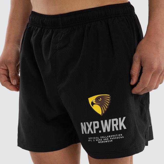 Model wears Hawthorn Hawks Contract Short Jet Black Shorts in Black - Image 3