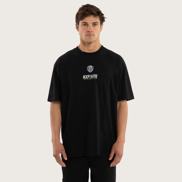 Model wears Richmond Tigers Union Tee Jet Black T-Shirts in Black - Image 1