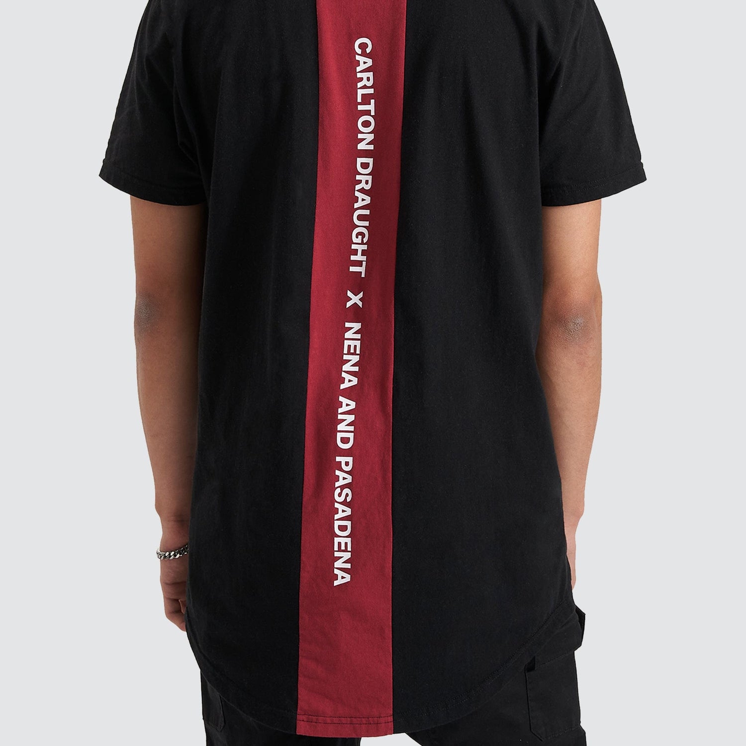 Bramling Cape Back Tee Black/Maroon
