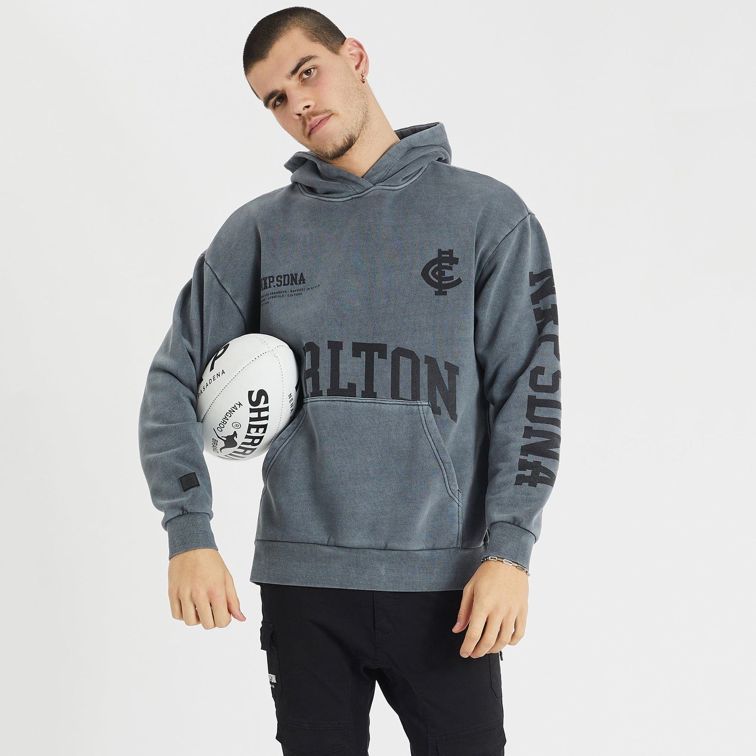 Carlton Blues Relaxed Hoodie Pigment Charcoal