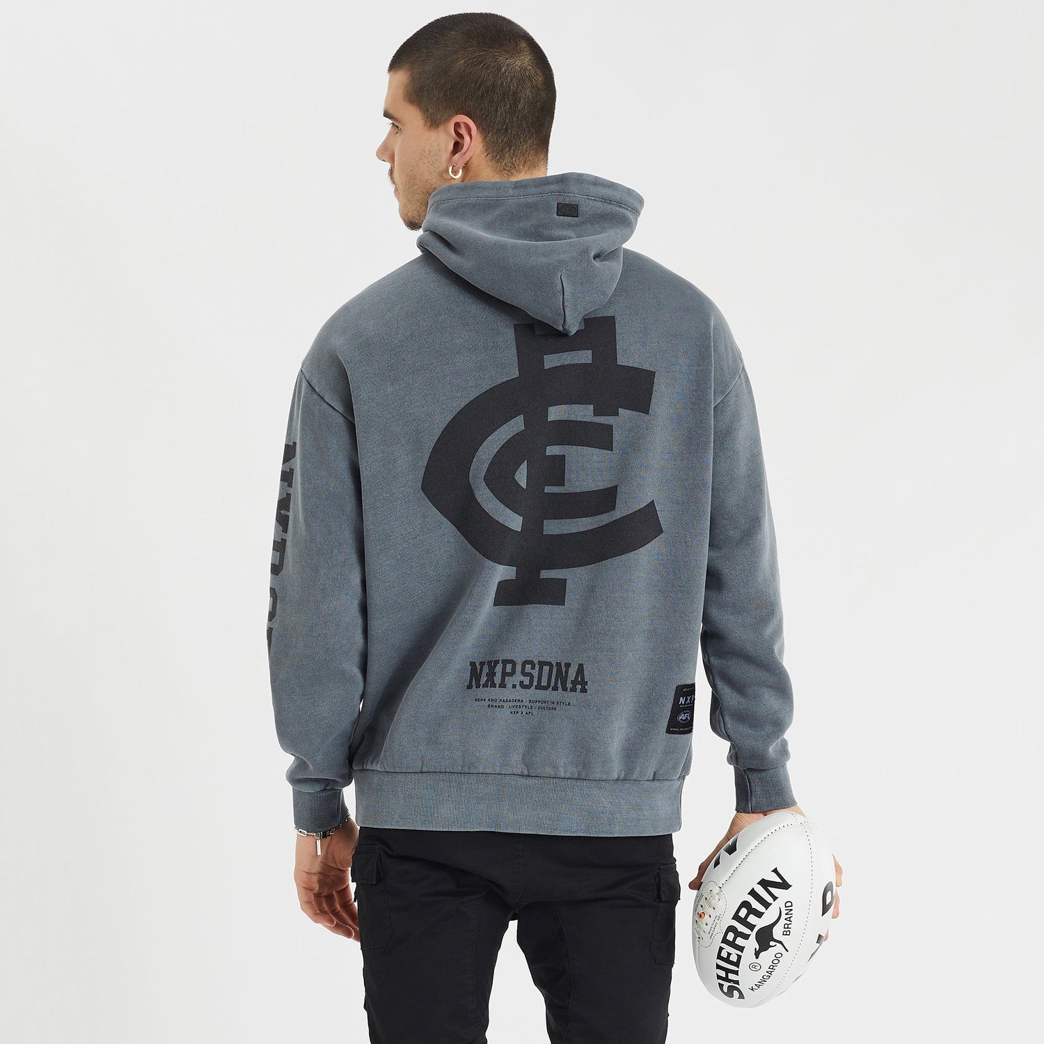 Carlton Blues Relaxed Hoodie Pigment Charcoal