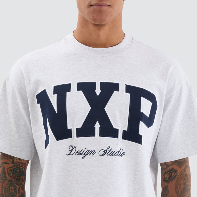 College Raptor Tee Snow Marle