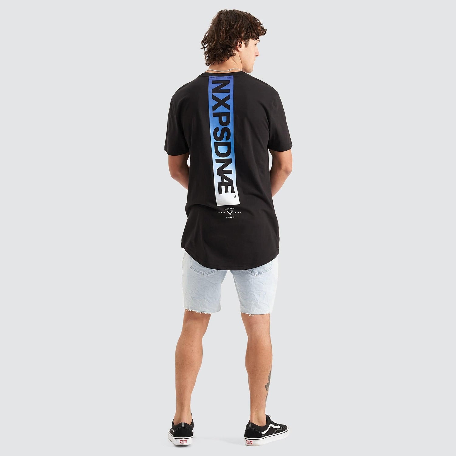 Fandom Cape Back Tee Jet Black