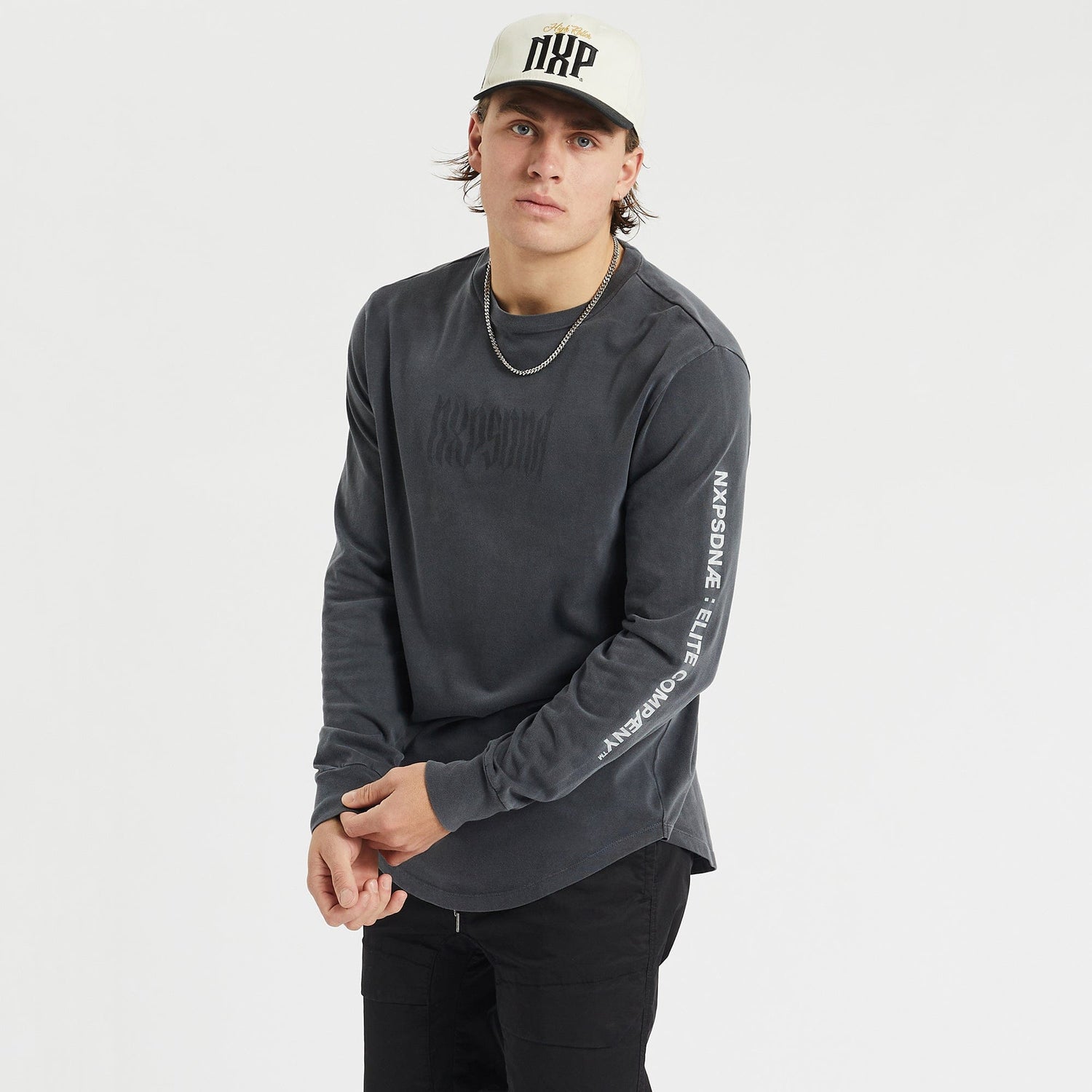 Nocturne Heavy Cape Back Long SleeveT-Shirt Pigment Asphalt
