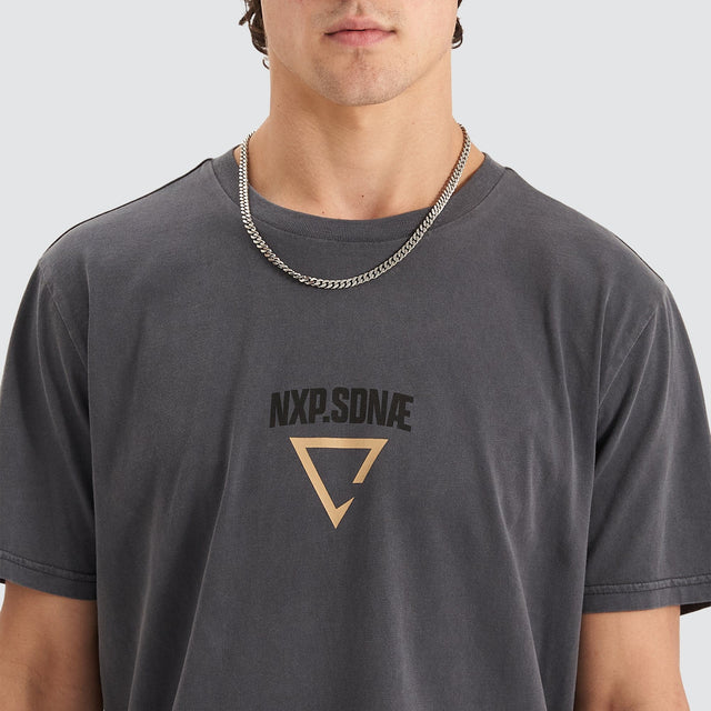 Vulture Cape Back T-Shirt Pigment Asphalt