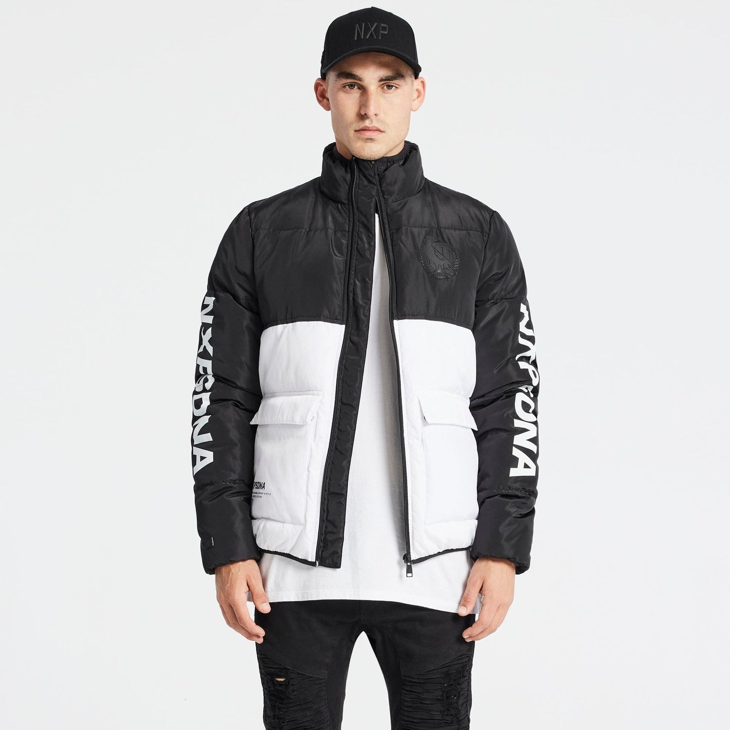 Collingwood Puffer Jacket Black/White
