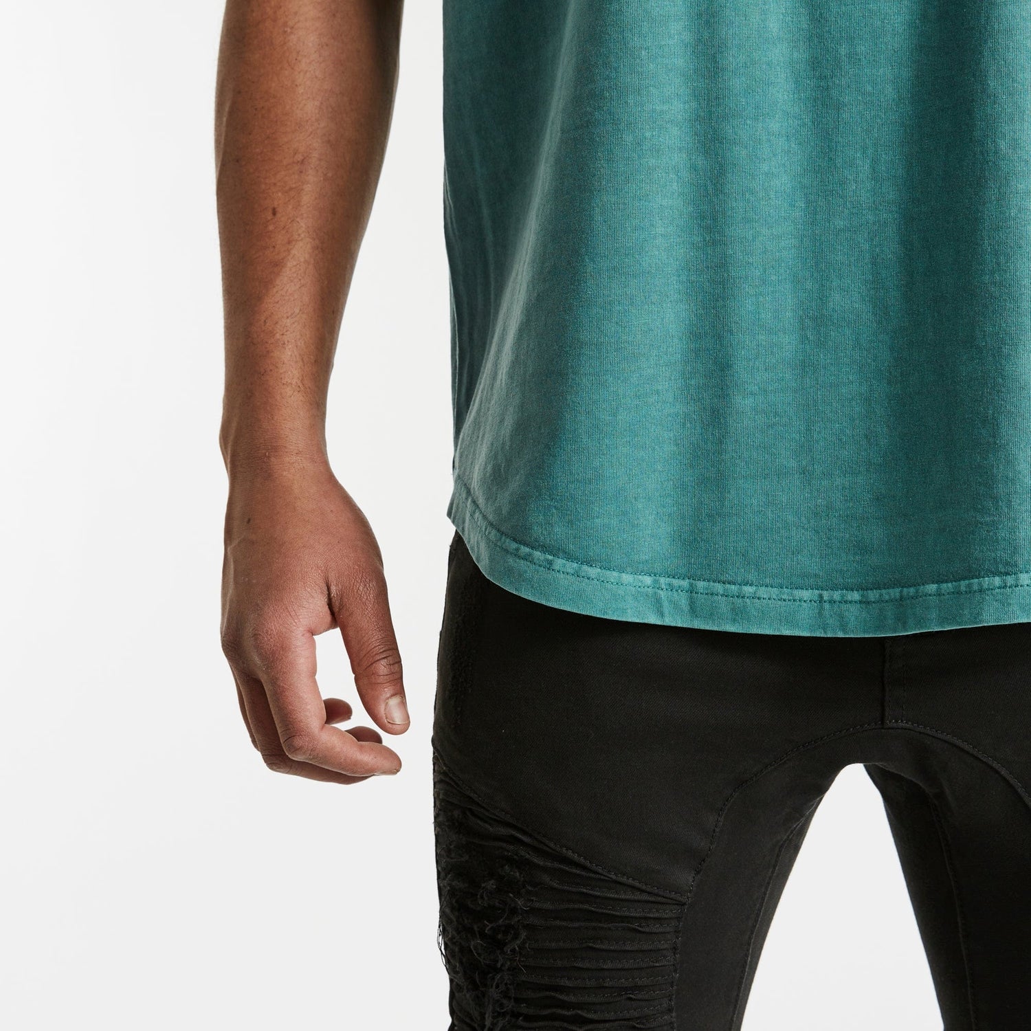 Conquered Box Fit Scoop T-Shirt Pigment Hydro Blue