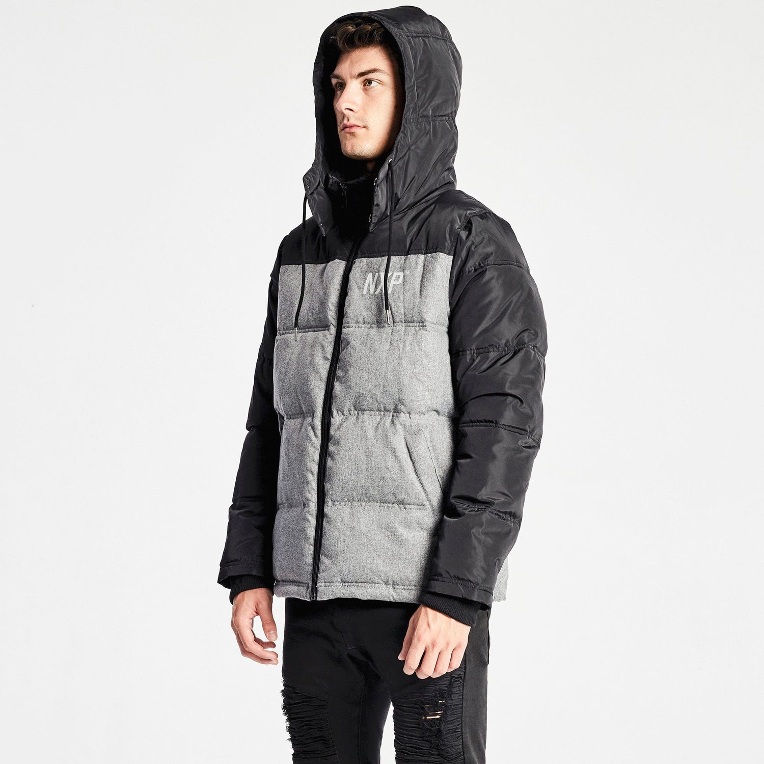 Estonia Hooded Puffer Jacket Black
