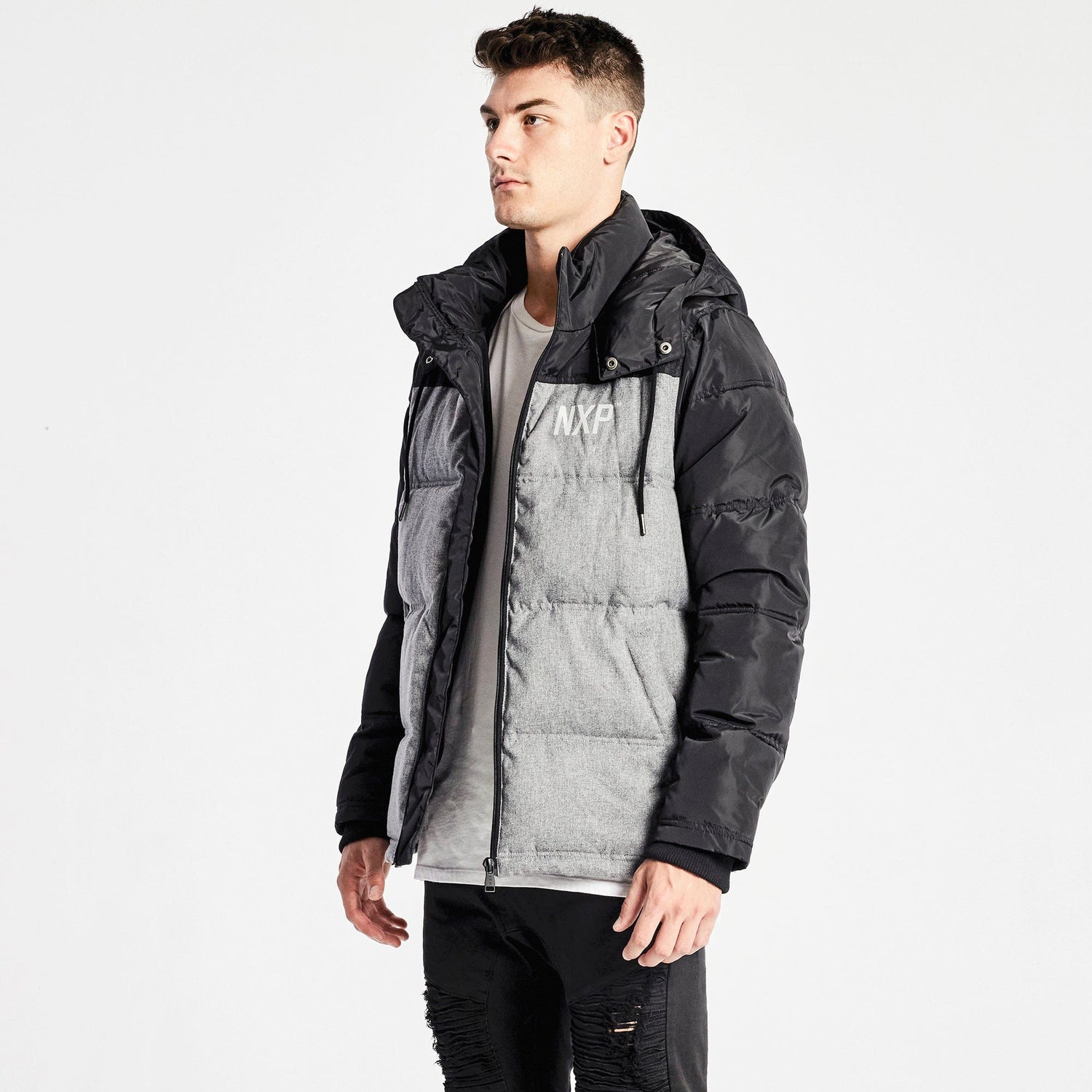 Estonia Hooded Puffer Jacket Black