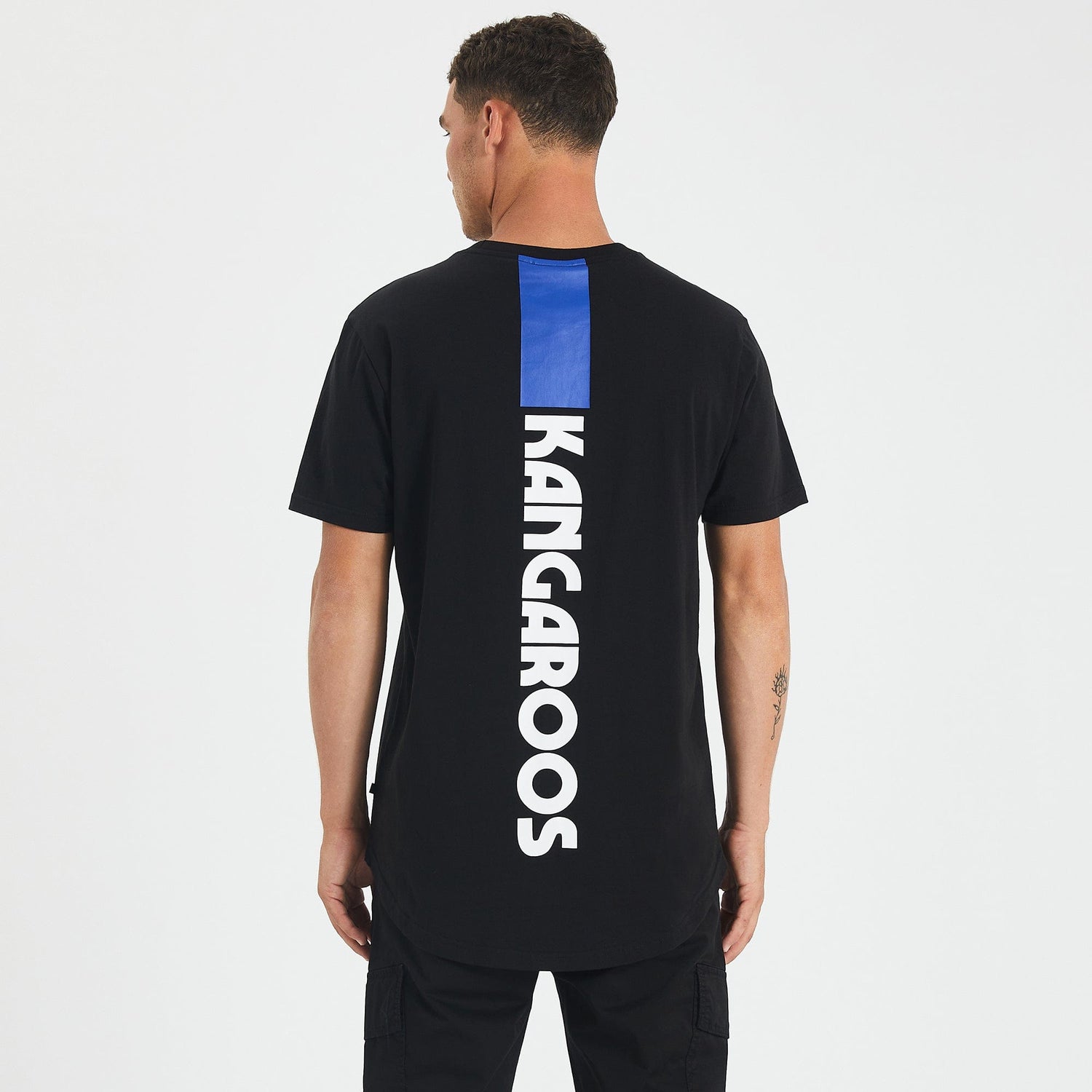 North Melbourne Kangaroos Curved Hem T-Shirt Jet Black