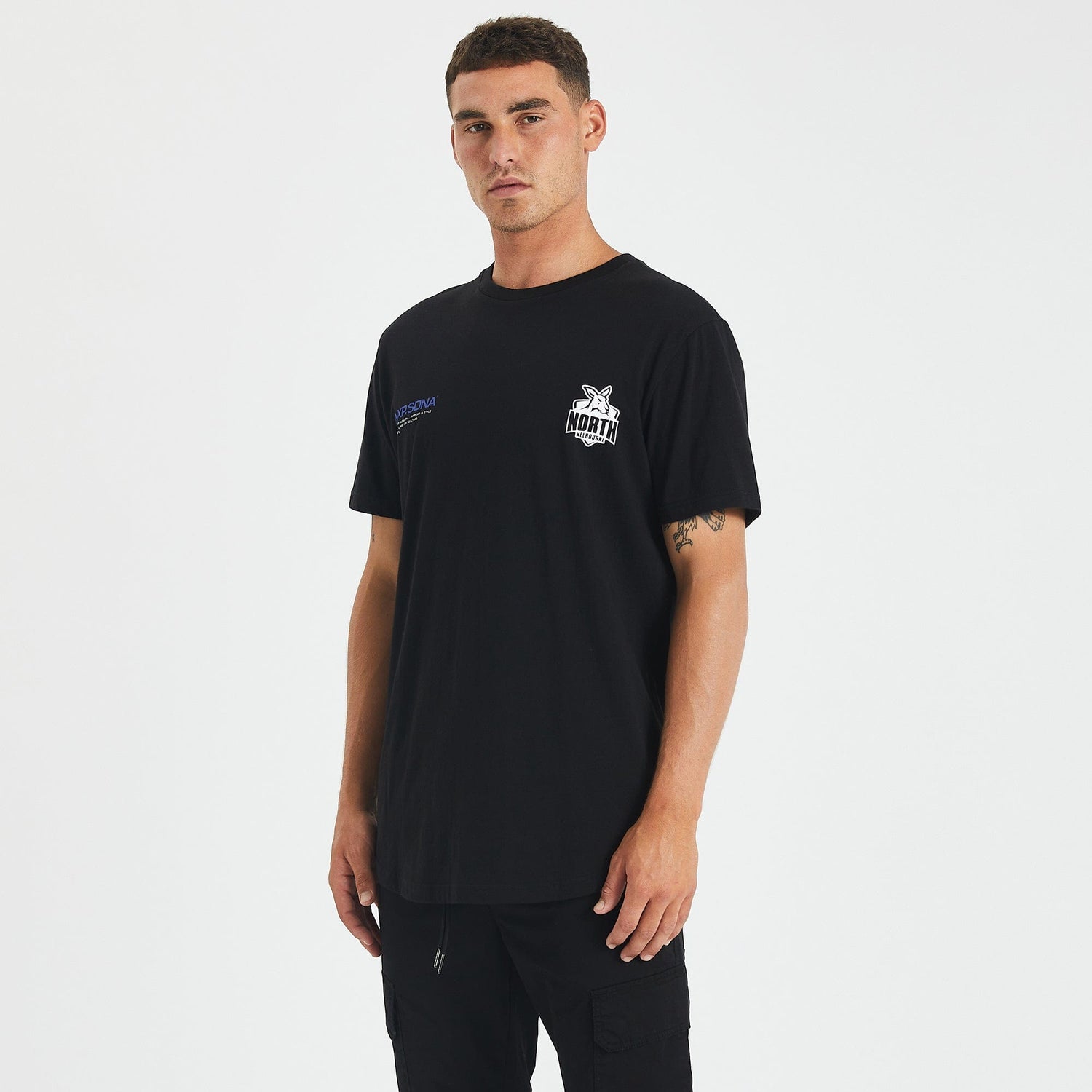 North Melbourne Kangaroos Curved Hem T-Shirt Jet Black