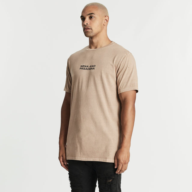 Transition Cape Back T-Shirt Pigment Warm Taupe